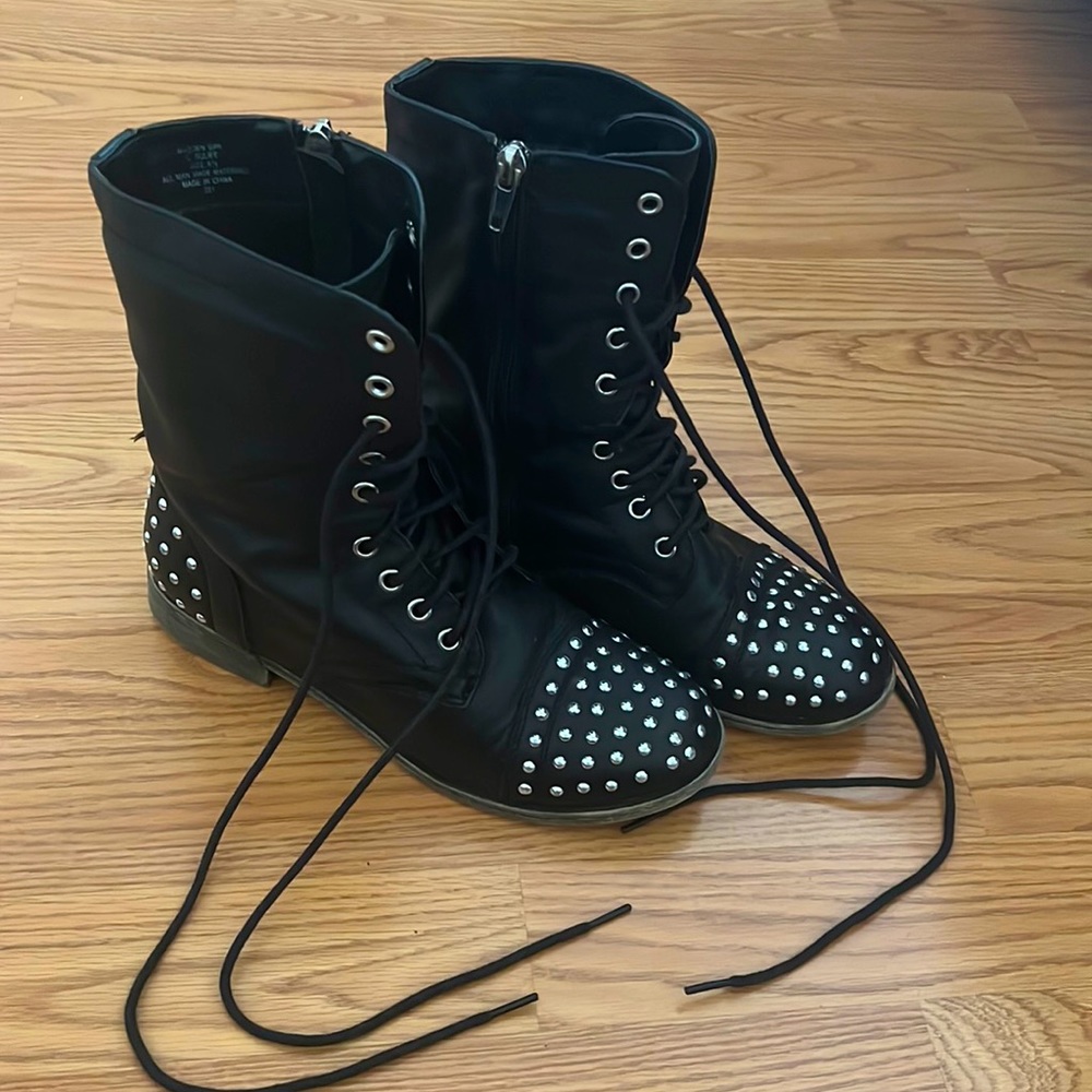 Madden Girl Black studded boots